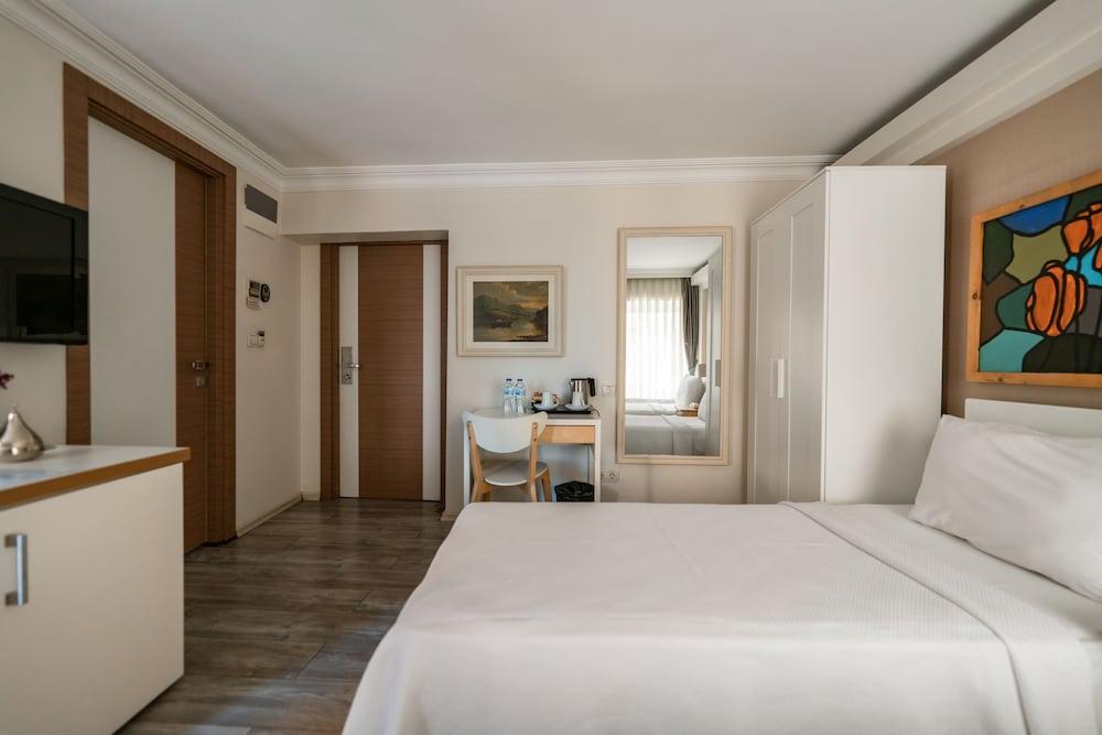 Elanaz Hotel Истанбул Екстериор снимка